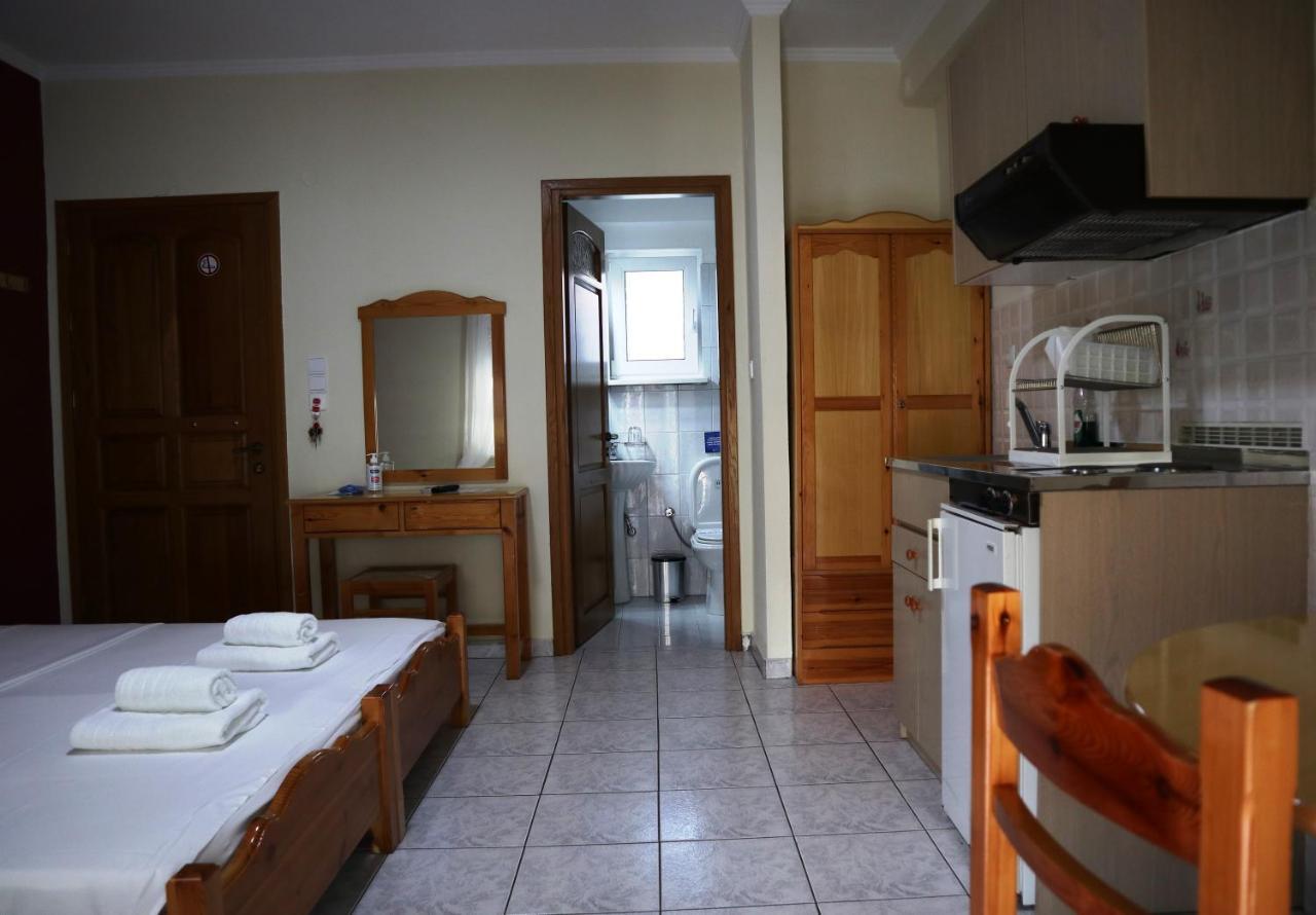 Delphin Rooms Sivota Esterno foto